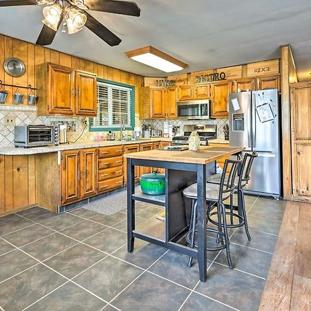 Pine Cabin In The Woods With Yard And Grill! Εξωτερικό φωτογραφία